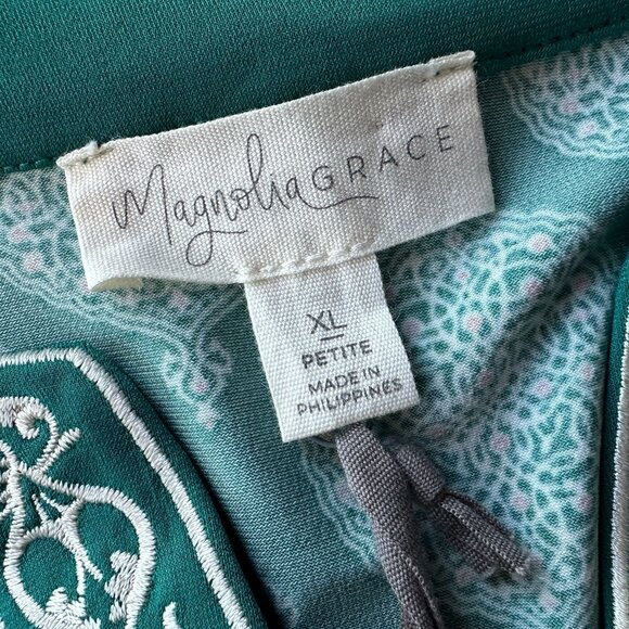 Elegant Green Patterned Sleeveless Dress - Picture 6 of 8